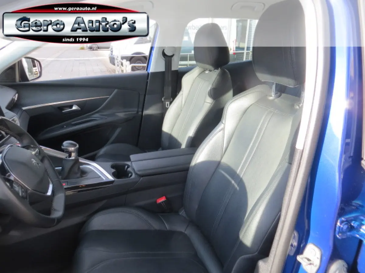 1.2 PureTech Blue Lease Executive vol leder trekhaak pdc etc