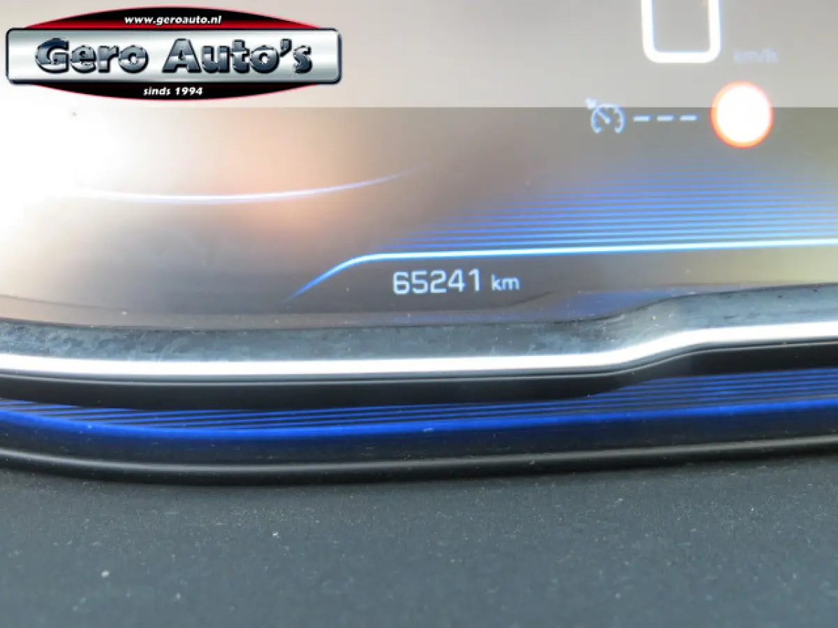 1.2 PureTech Blue Lease Executive vol leder trekhaak pdc etc