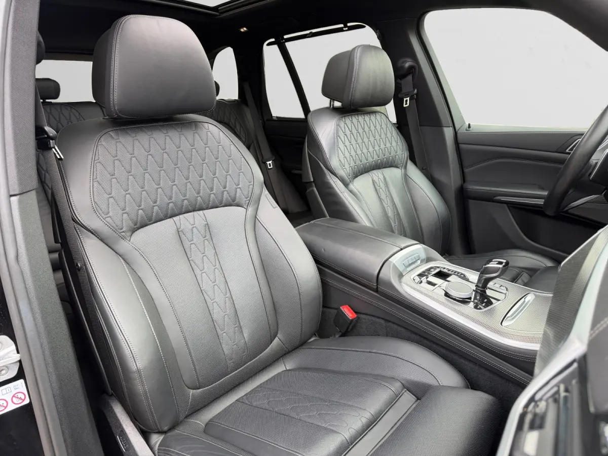 xDrive45e M Sport- Harman Kardon, Panoramadak, Memory, Individual Leder, 360 Camera