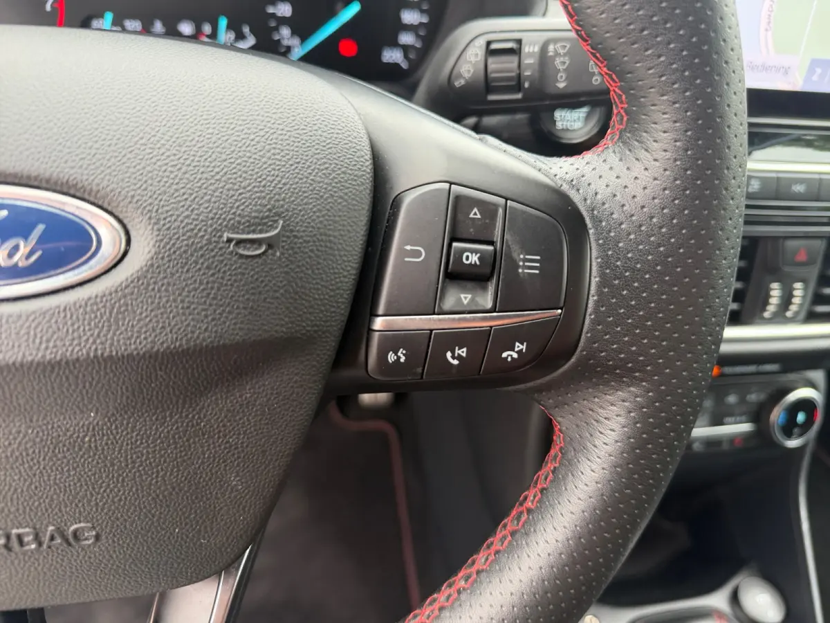 1.0 EcoBoost Hybrid ST-Line Carplay, Android Auto, Stuur/Stoelverwarming, Led, Camera, Park Assist