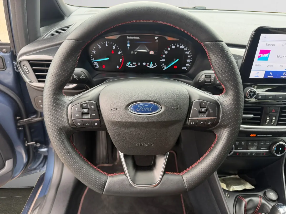 1.0 EcoBoost Hybrid ST-Line Carplay, Android Auto, Stuur/Stoelverwarming, Led, Camera, Park Assist