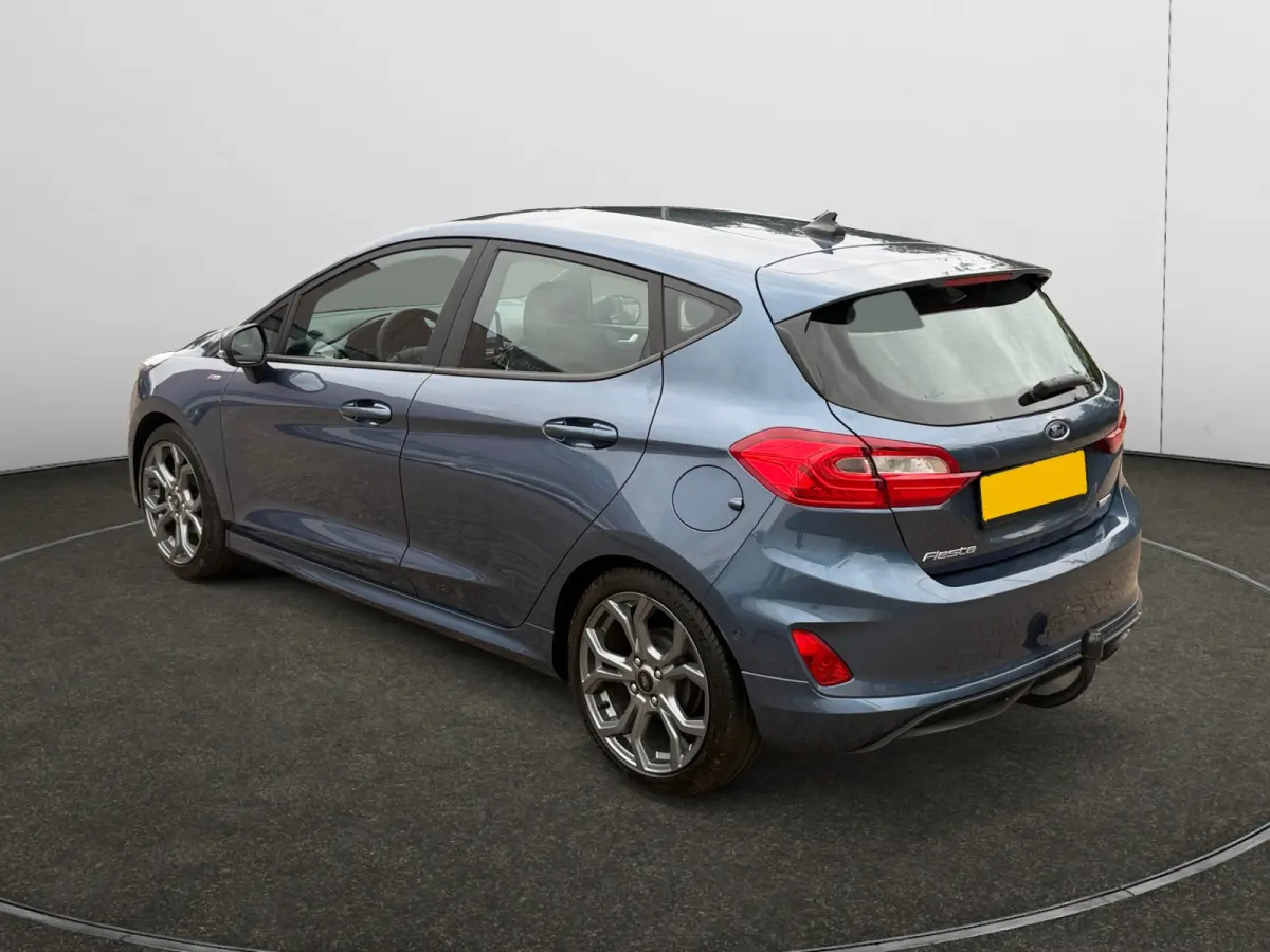 1.0 EcoBoost Hybrid ST-Line Carplay, Android Auto, Stuur/Stoelverwarming, Led, Camera, Park Assist