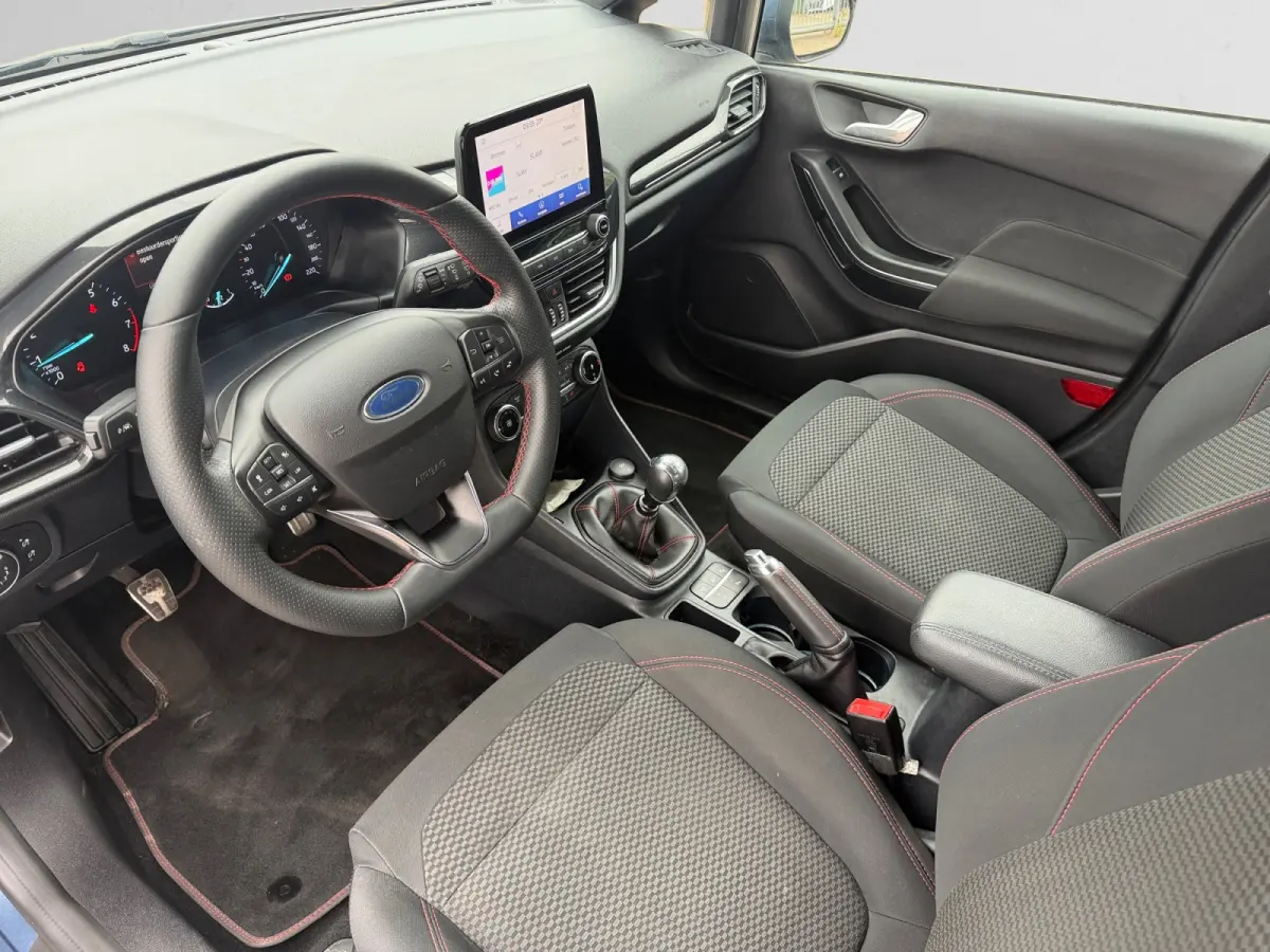 1.0 EcoBoost Hybrid ST-Line Carplay, Android Auto, Stuur/Stoelverwarming, Led, Camera, Park Assist