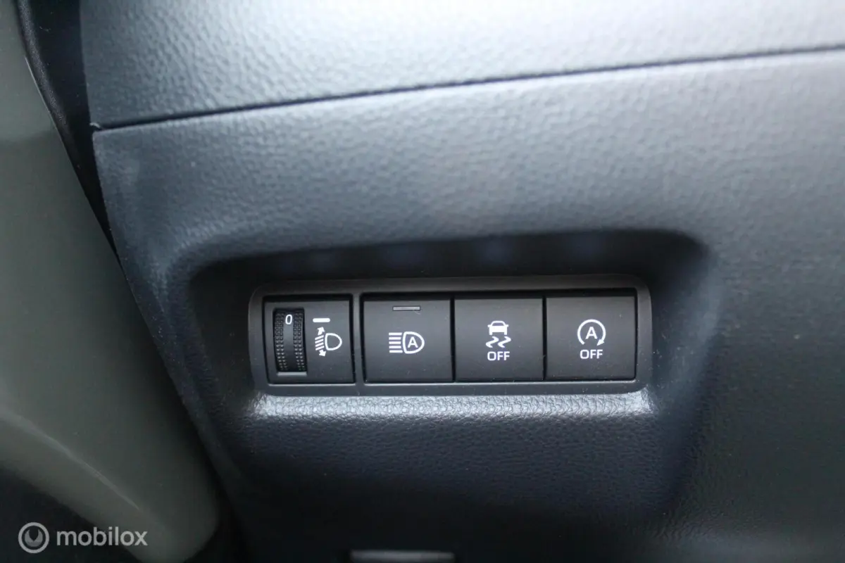 1.0 VVT-i MT Pulse ECC/Adaptive-Cruise/Camera/17Inch