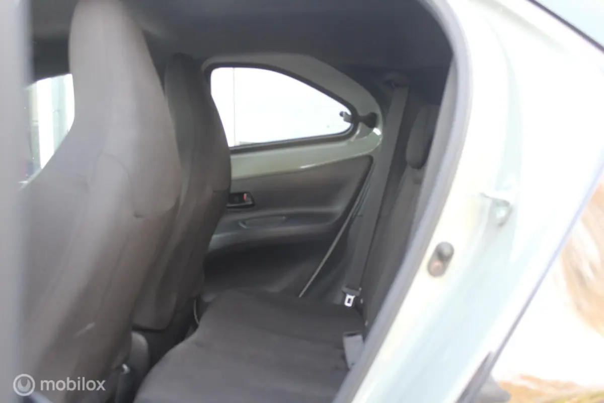 1.0 VVT-i MT Pulse ECC/Adaptive-Cruise/Camera/17Inch