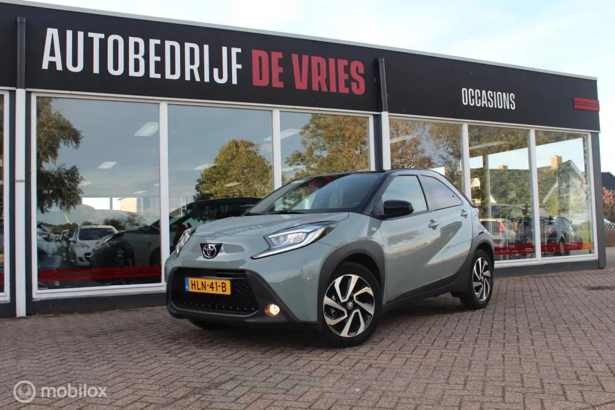 1.0 VVT-i MT Pulse ECC/Adaptive-Cruise/Camera/17Inch