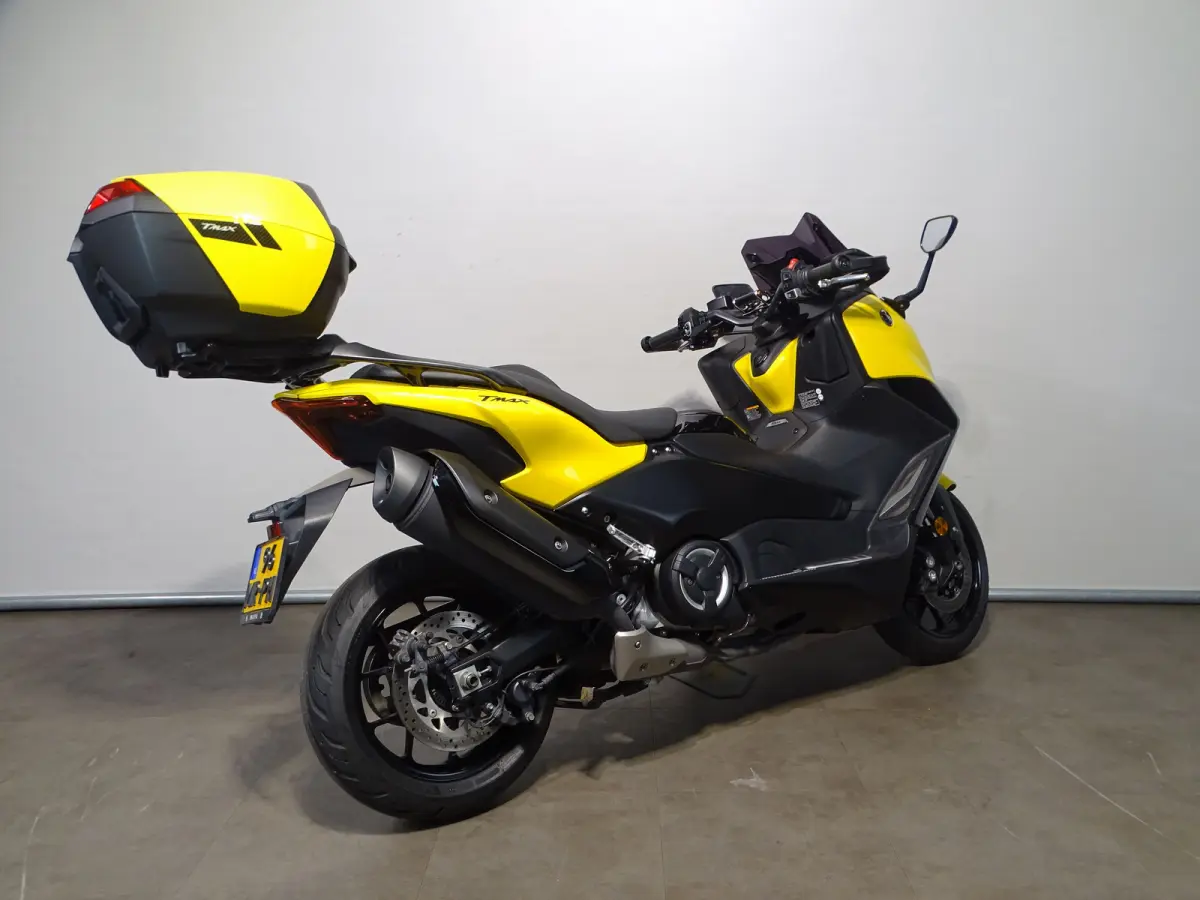T-MAX