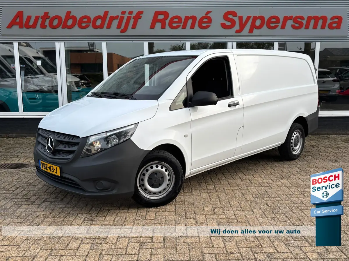 111 CDI Lang | Trekhaak | 3 Zitplaatsen | Bluetooth | Airco