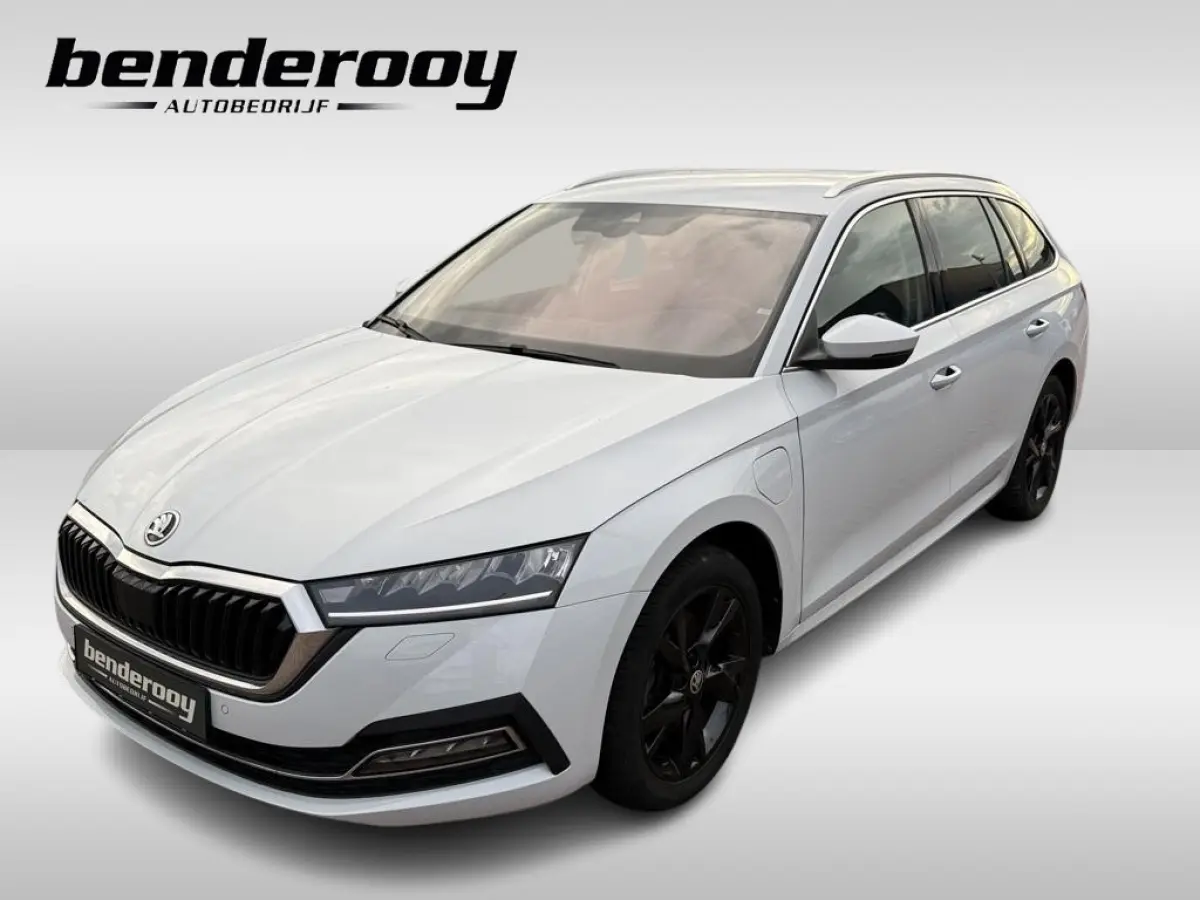 1.4 TSI iV PHEV 204pk | Trekhaak 1.500kg trekgewicht