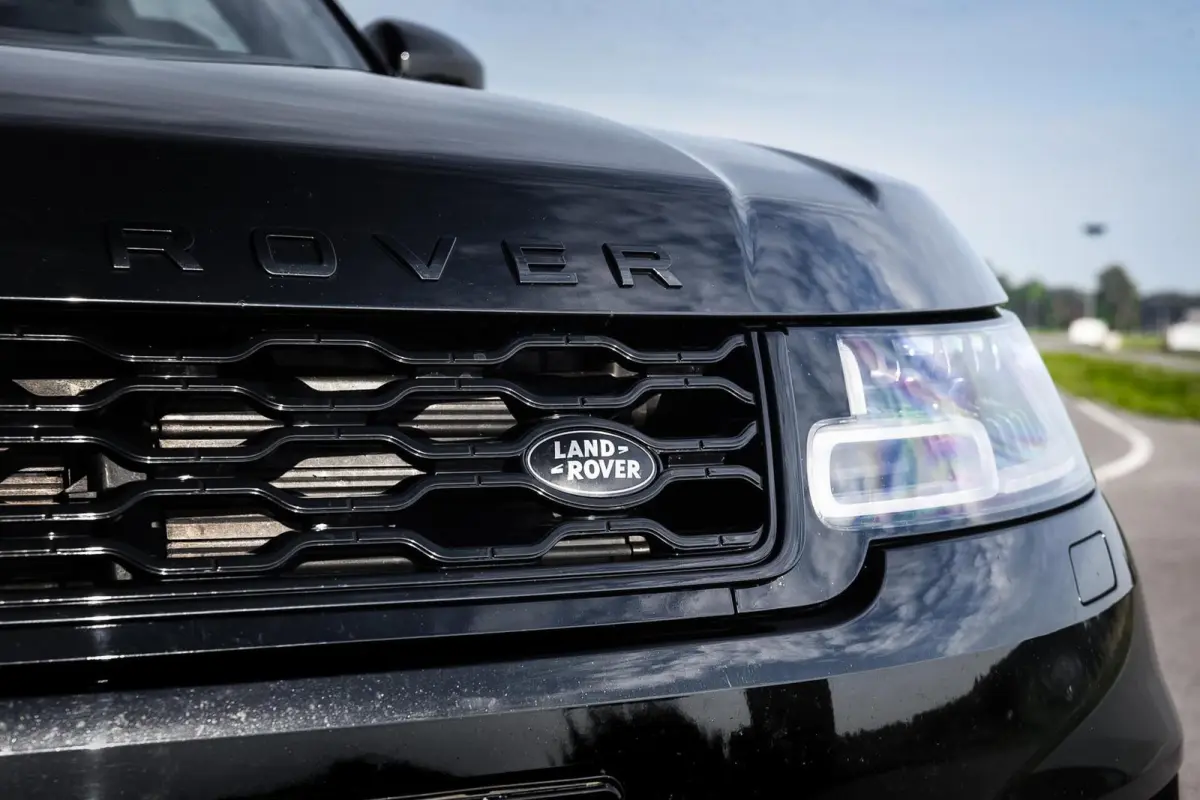 3.0 SDV6 Autobiography Dynamic