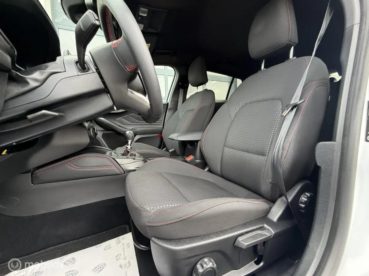 1.0 EcoBoost Hybrid ST Line X Business B&O