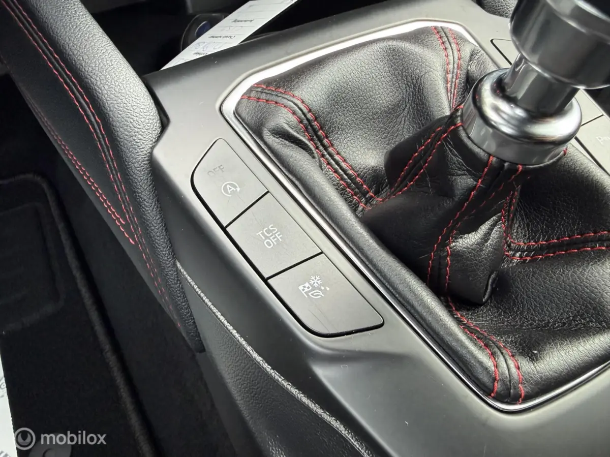 1.0 EcoBoost Hybrid ST Line X Business B&O