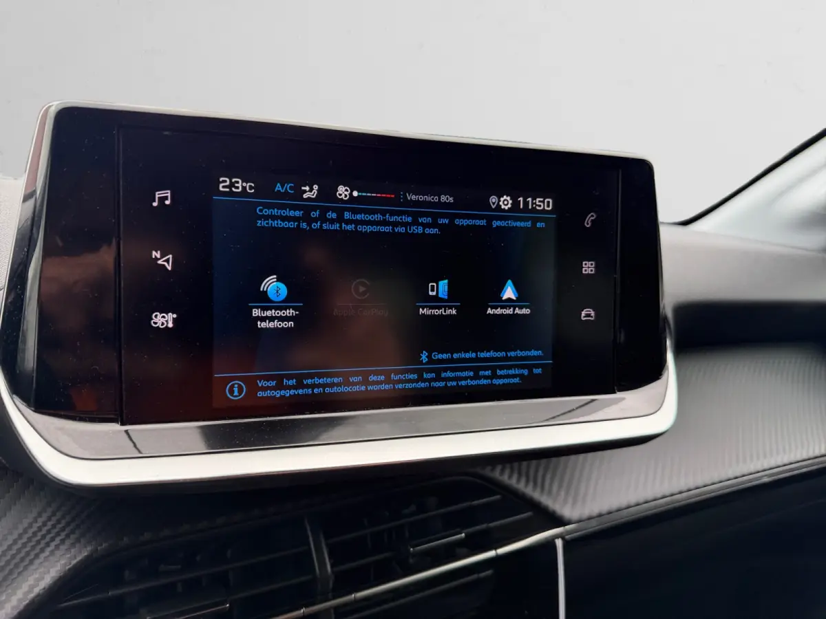 1.2 PureTech Active Pack- Carplay, Android Auto, Carbon, Led, Park Assist, Privacy Glass