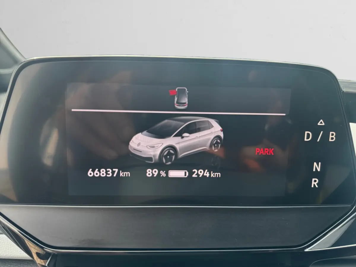 Pro Edition Advantage 58 kWh SOH 94%, Stuur/Stoelverwarming, Carplay, Android Auto, Camera