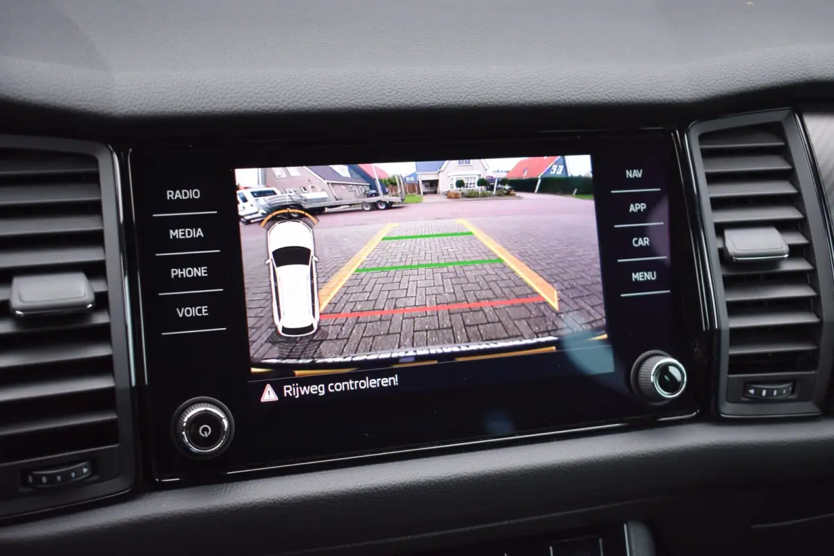 1.5 TSI Sportline | NAP | CAMERA | STOELVERWARMING | APPLE CARPLAY | VIRTUAL COCKPIT