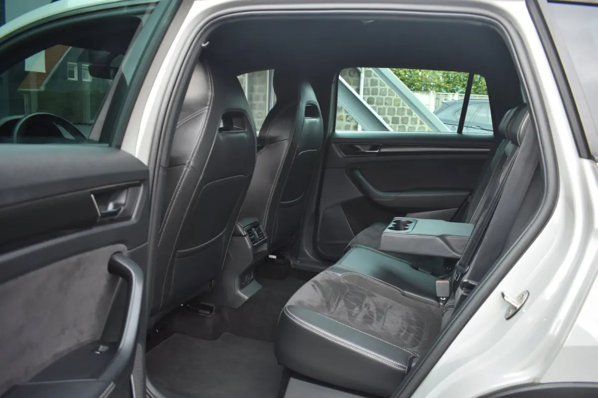 1.5 TSI Sportline | NAP | CAMERA | STOELVERWARMING | APPLE CARPLAY | VIRTUAL COCKPIT