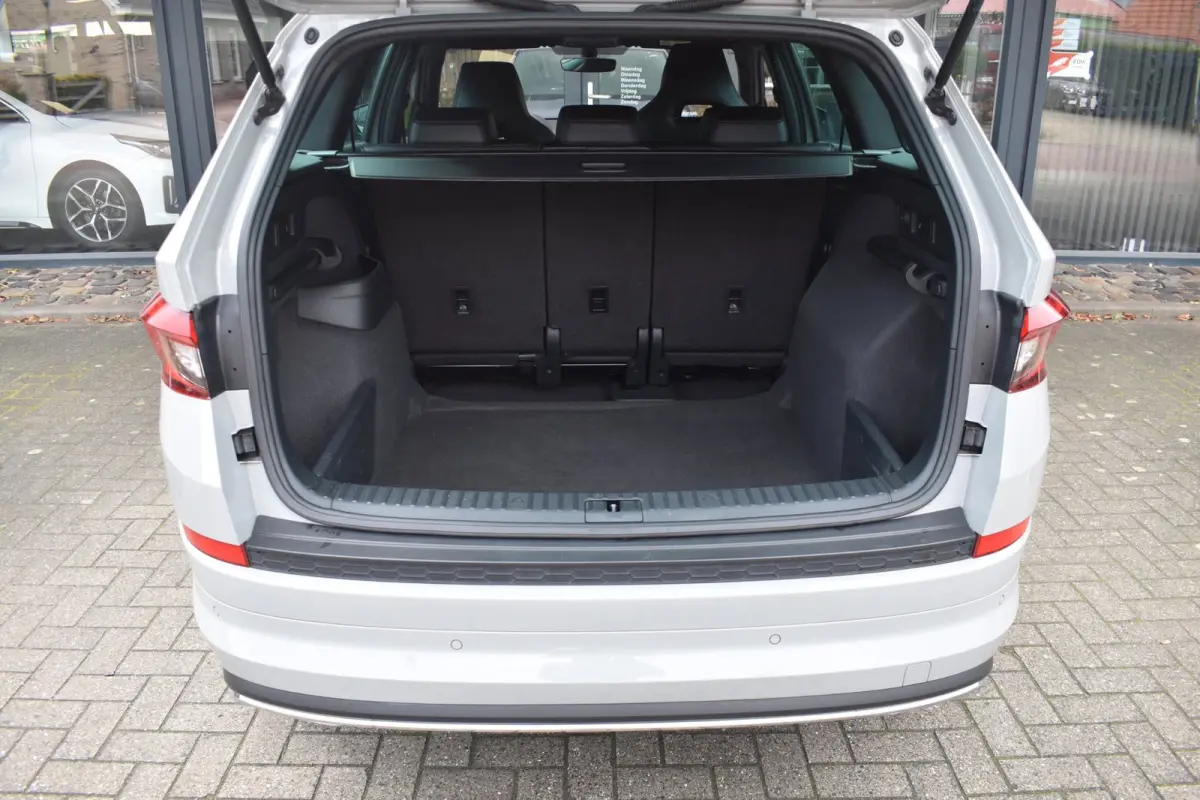 1.5 TSI Sportline | NAP | CAMERA | STOELVERWARMING | APPLE CARPLAY | VIRTUAL COCKPIT