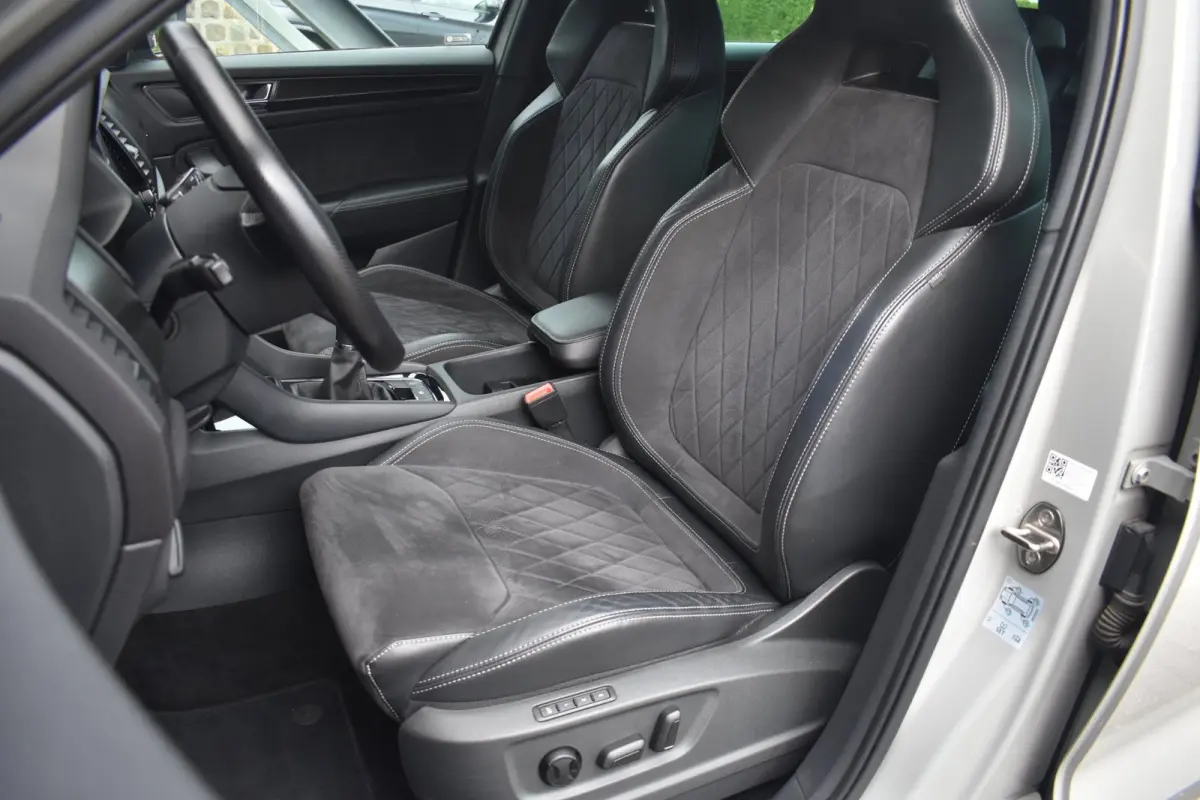 1.5 TSI Sportline | NAP | CAMERA | STOELVERWARMING | APPLE CARPLAY | VIRTUAL COCKPIT