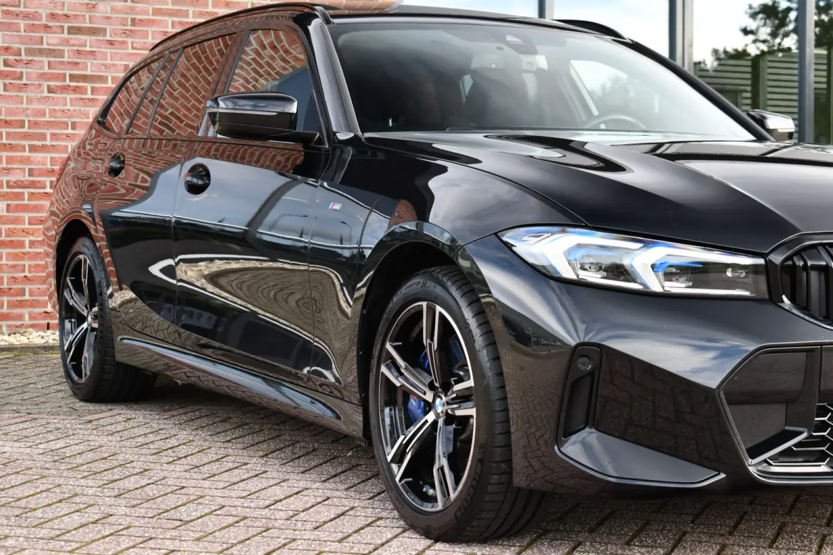 330e xDrive LCI-2 Pano El-zetels HUD 360-cam Trekhaak