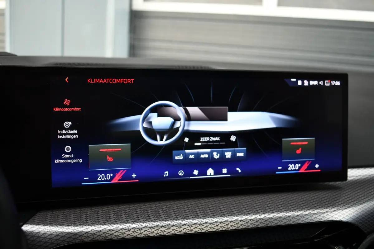 330e xDrive LCI-2 Pano El-zetels HUD 360-cam Trekhaak