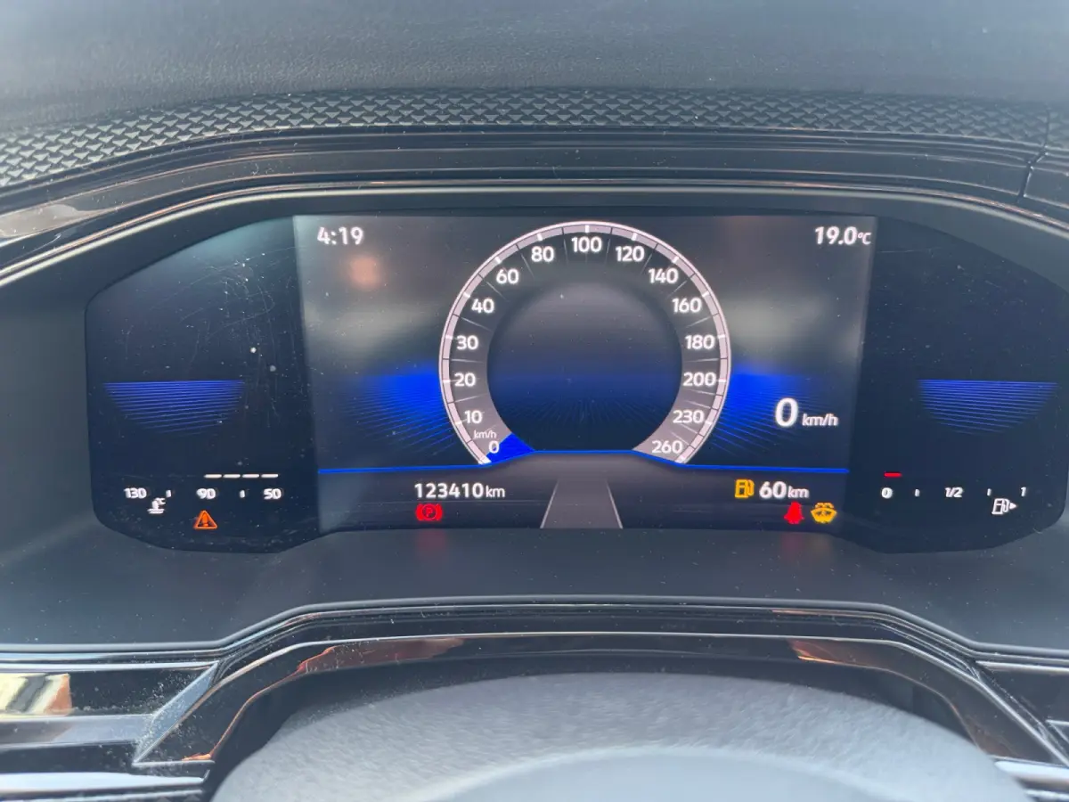 1.0 TSI Life- Virtual Cockpit, Carplay, Android Auto, Led, Park Assist
