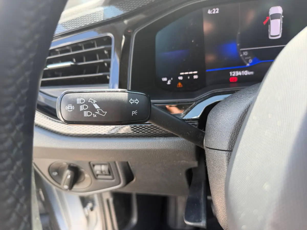 1.0 TSI Life- Virtual Cockpit, Carplay, Android Auto, Led, Park Assist