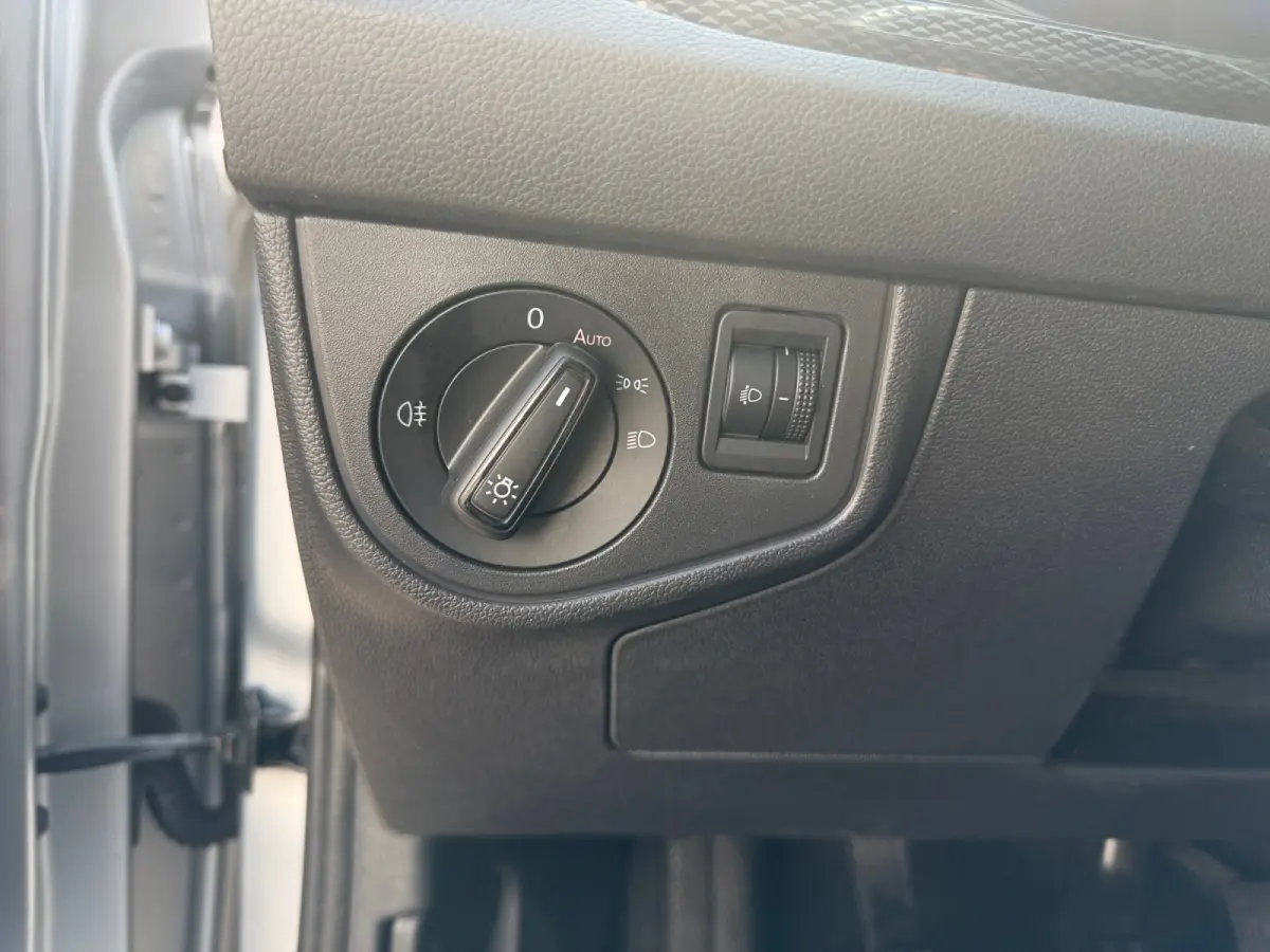1.0 TSI Life- Virtual Cockpit, Carplay, Android Auto, Led, Park Assist