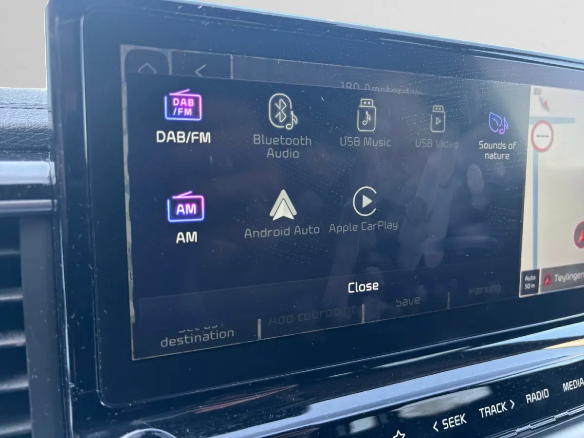 1.0 T-GDi DynamicPlusLine Camera, Carplay, Android Auto, Privacy Glass, Stuur/Stoelverwarming