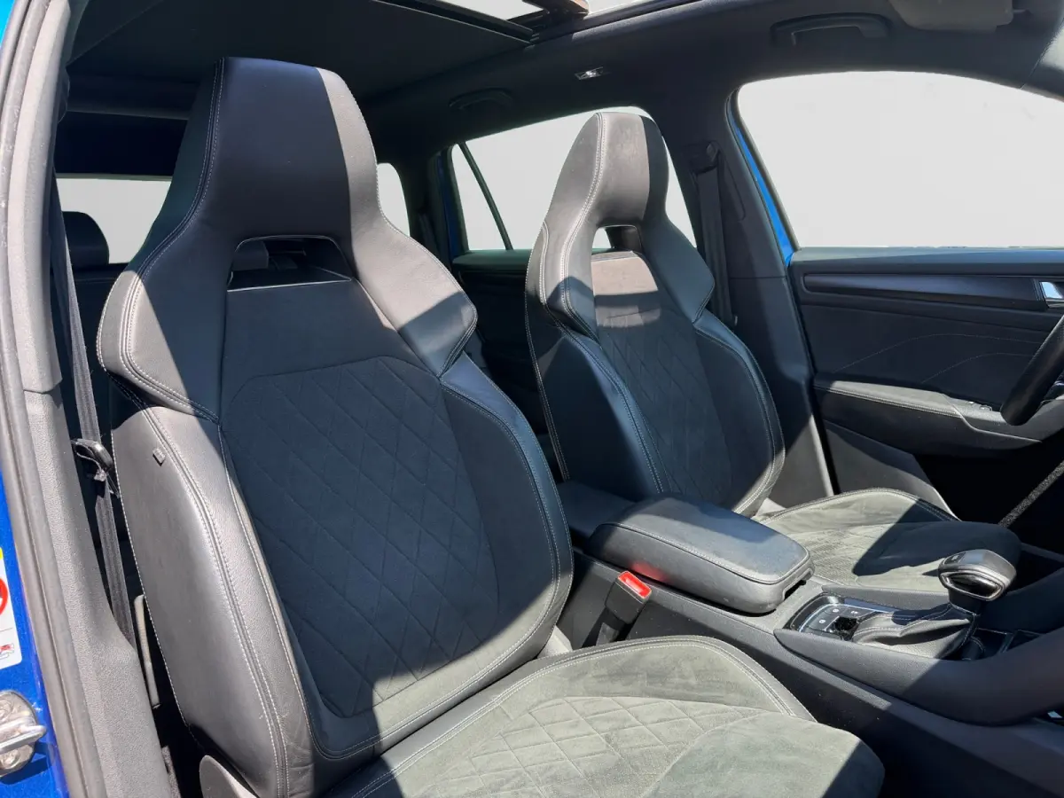 1.5 TSI RS Sportline Business Aut- 7 Pers, Panoramadak, Sfeerverlichting, Elek Trekhaak, Stuur/Stoelverwarming