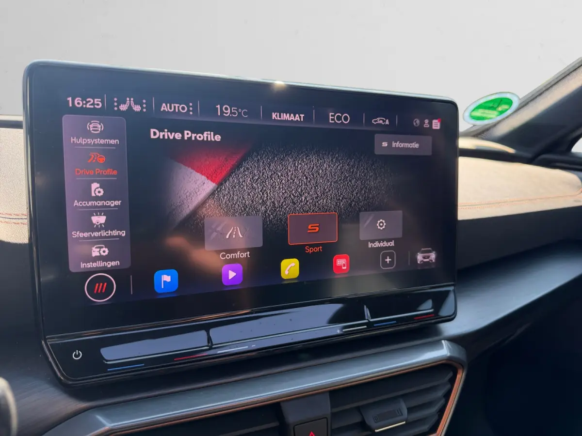 1.4 e-Hybrid 245pk VZ Performance- Panoramadak, Memory, Carplay, Android Auto, Stuur/Stoelverwarming