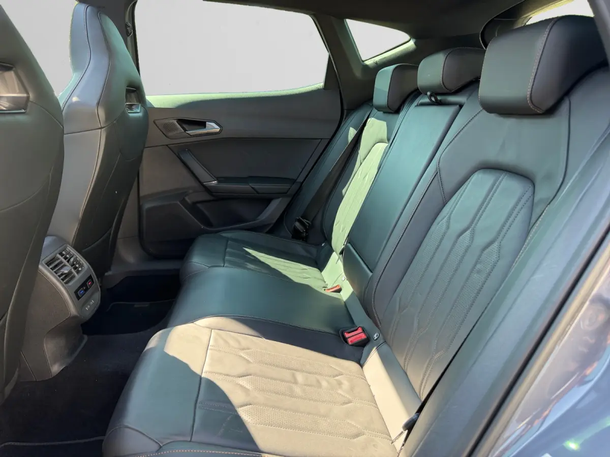 1.4 e-Hybrid 245pk VZ Performance- Panoramadak, Memory, Carplay, Android Auto, Stuur/Stoelverwarming