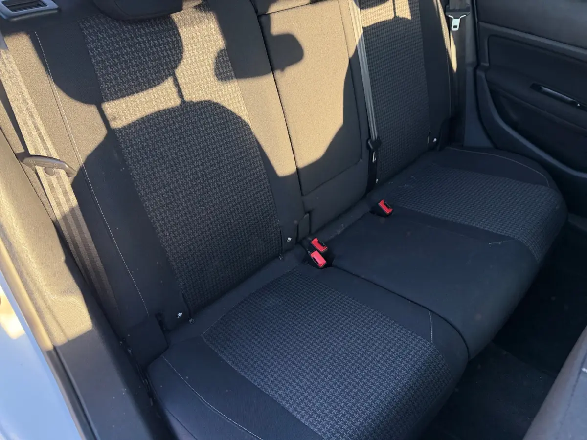 1.2 PureTech Blue Lease Executive- Panoramadak, Carplay, Android Auto, Xenon Led, Lane Assist