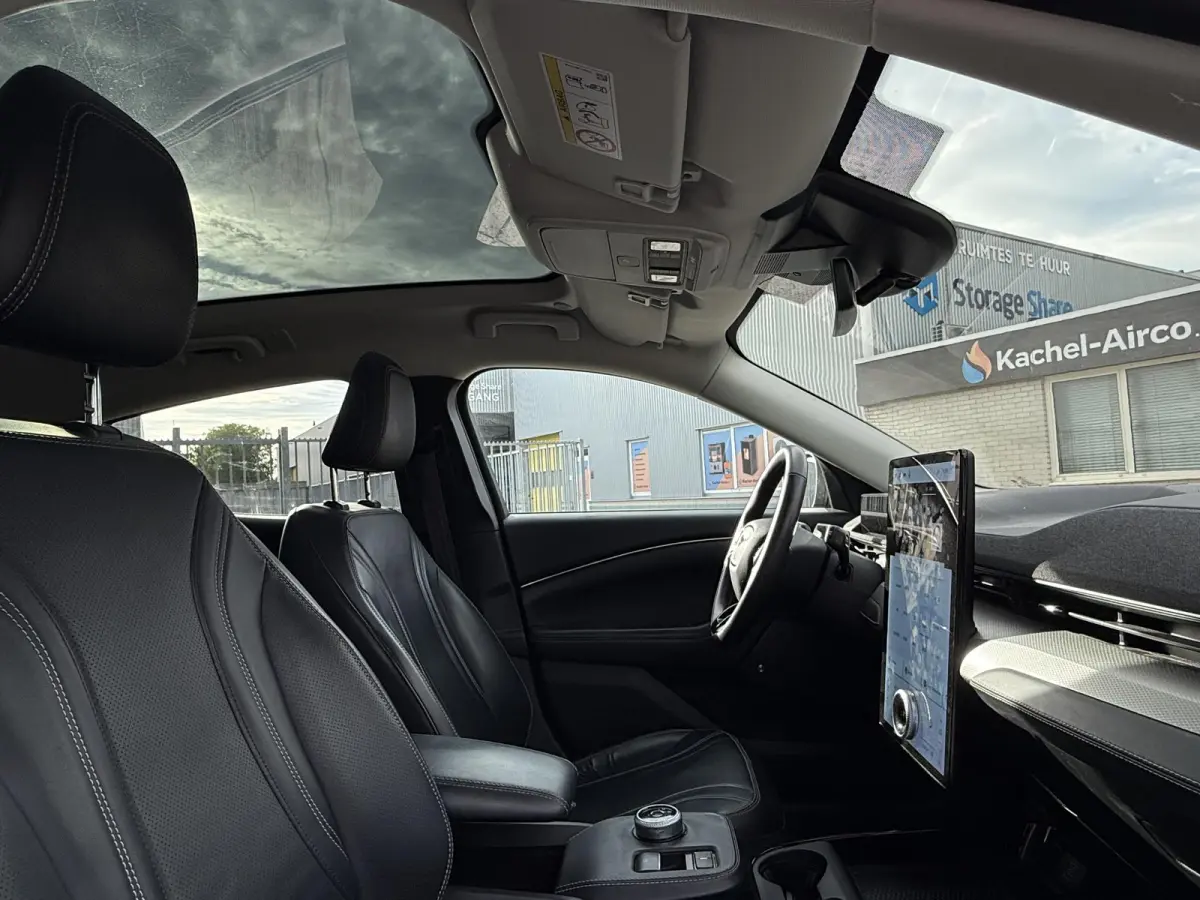 Aut. 75kwh Technolodgy Plus | SoH 94% | Panorama | Leder | Trekhaak