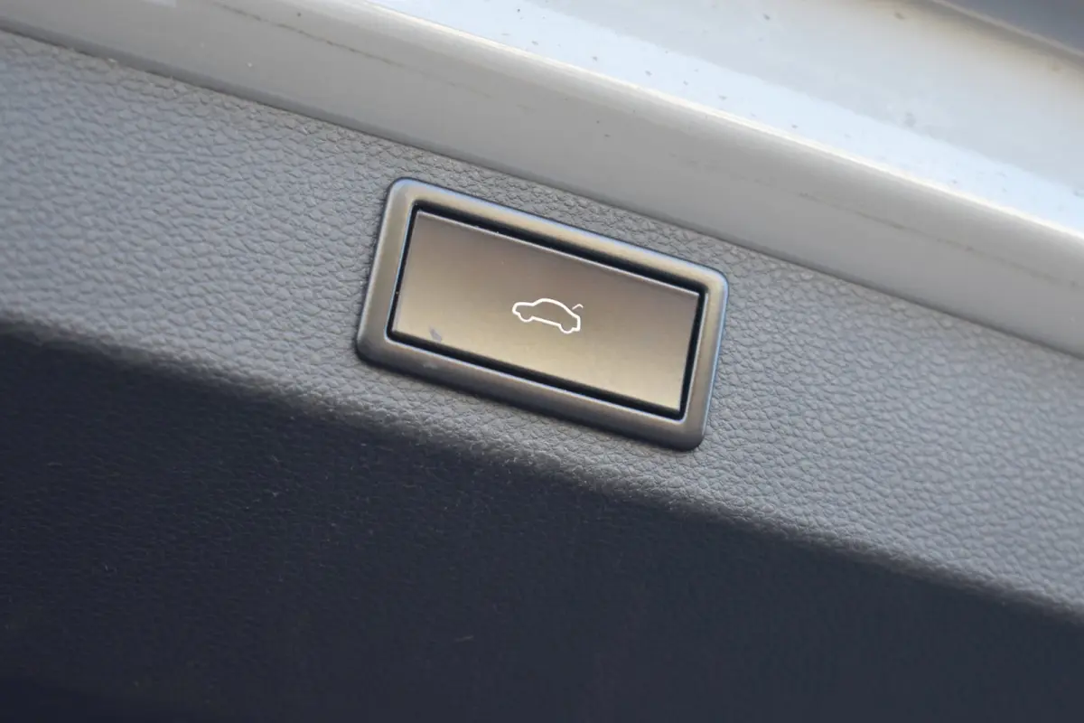 1.5 TSI ACT Sportline | NAP | CAMERA | STOELVERWARMING | APPLE CARPLAY | ANDROID AUTO