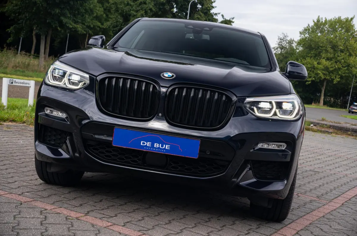 xDrive20i 184PK High Executive M-Sport|Harman & Kardon|Memory|Dubbelglas|CarPlay|Leder|Ambiente verlichting|DAB|Dealer Onderhouden