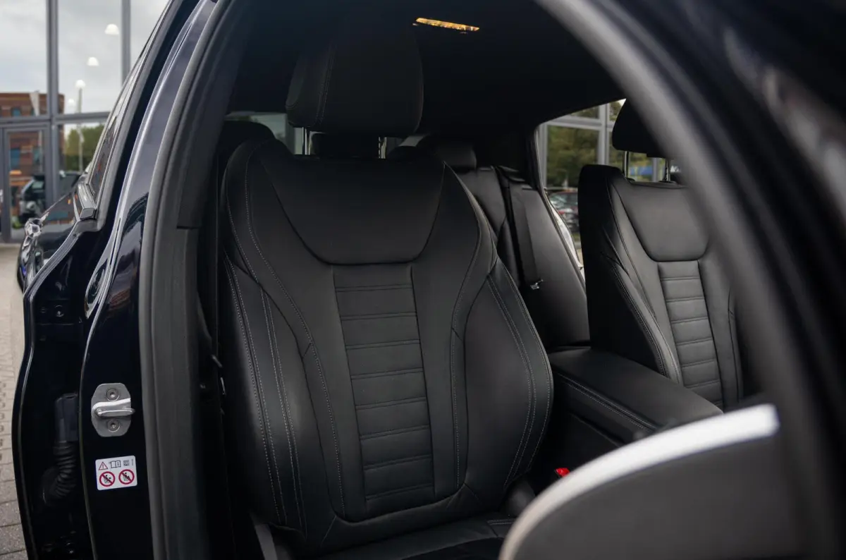 xDrive20i 184PK High Executive M-Sport|Harman & Kardon|Memory|Dubbelglas|CarPlay|Leder|Ambiente verlichting|DAB|Dealer Onderhouden