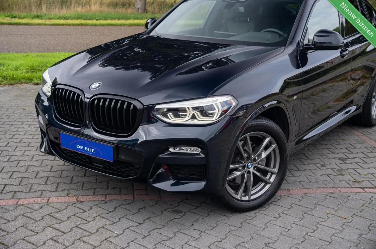 xDrive20i 184PK High Executive M-Sport|Harman & Kardon|Memory|Dubbelglas|CarPlay|Leder|Ambiente verlichting|DAB|Dealer Onderhouden