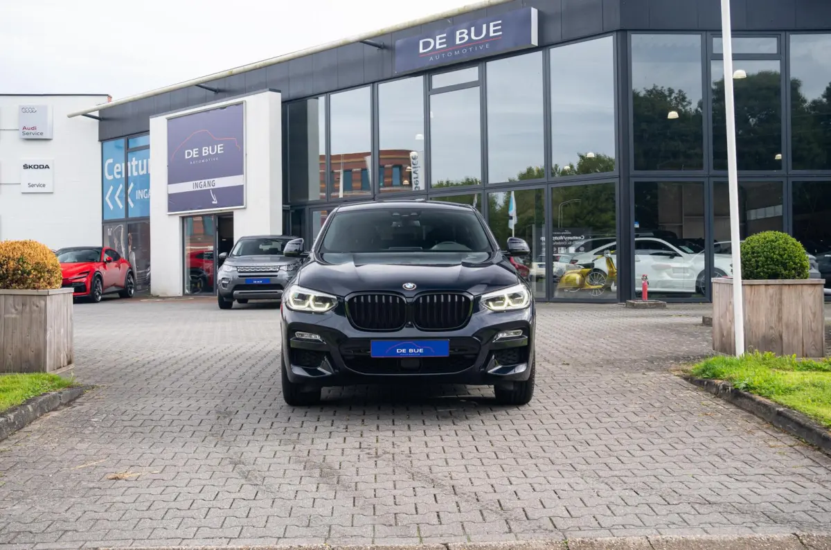 xDrive20i 184PK High Executive M-Sport|Harman & Kardon|Memory|Dubbelglas|CarPlay|Leder|Ambiente verlichting|DAB|Dealer Onderhouden