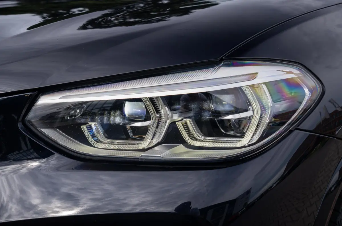 xDrive20i 184PK High Executive M-Sport|Harman & Kardon|Memory|Dubbelglas|CarPlay|Leder|Ambiente verlichting|DAB|Dealer Onderhouden