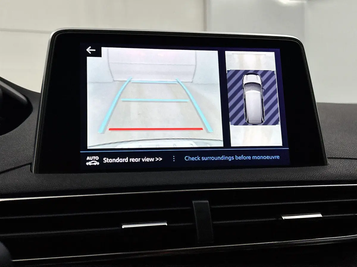1.2 130pk GT-Line Automaat | Schuif-/Kanteldak | Elektrische Achterklep | Navigatie | 18"LMV | Camera | Apple Carplay/Android Auto | Cruise Control | Climate Control |