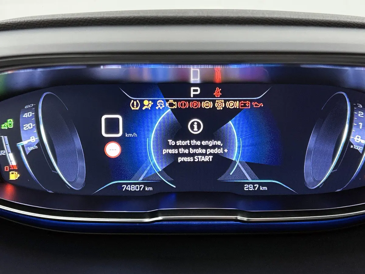 1.2 130pk GT-Line Automaat | Schuif-/Kanteldak | Elektrische Achterklep | Navigatie | 18"LMV | Camera | Apple Carplay/Android Auto | Cruise Control | Climate Control |