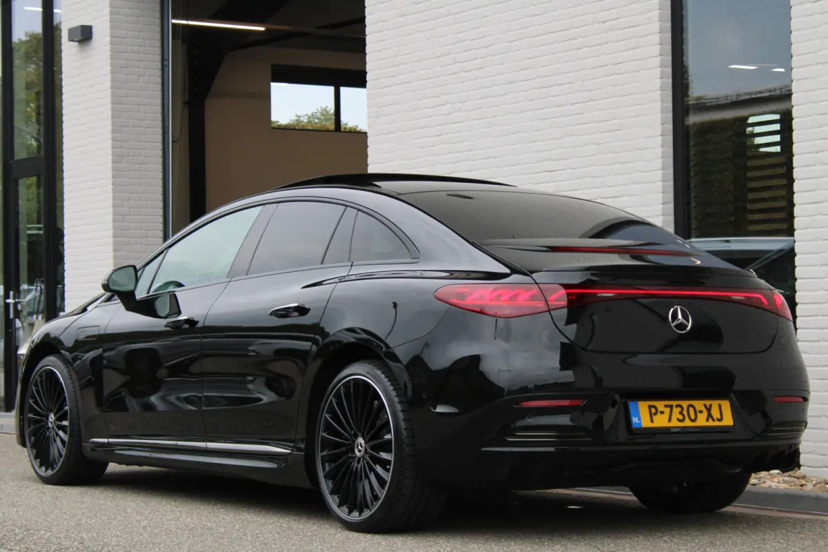 350+ Launch Edition / AMG Line / 91 kWh / Luchtvering / Pano / Burmester / Vol Opties / NIEUWSTAAT