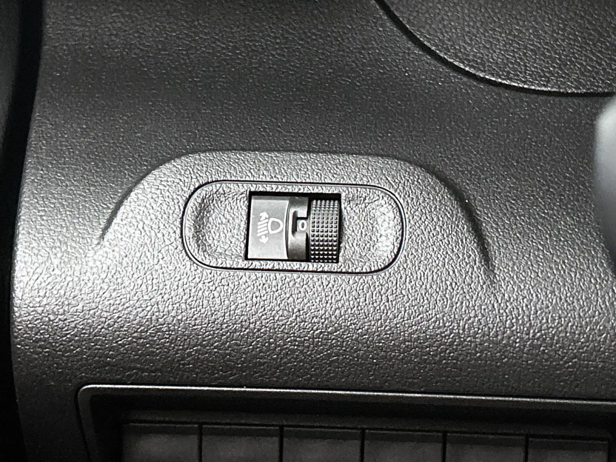 1.2 110pk S&S L1 Automaat | Apple Carplay/Android Auto | 3 Zitplaatsen | Airco | Cruise Control |