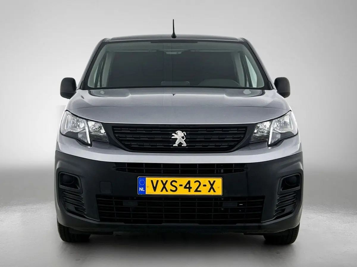 1.2 110pk S&S L1 Automaat | Apple Carplay/Android Auto | 3 Zitplaatsen | Airco | Cruise Control |