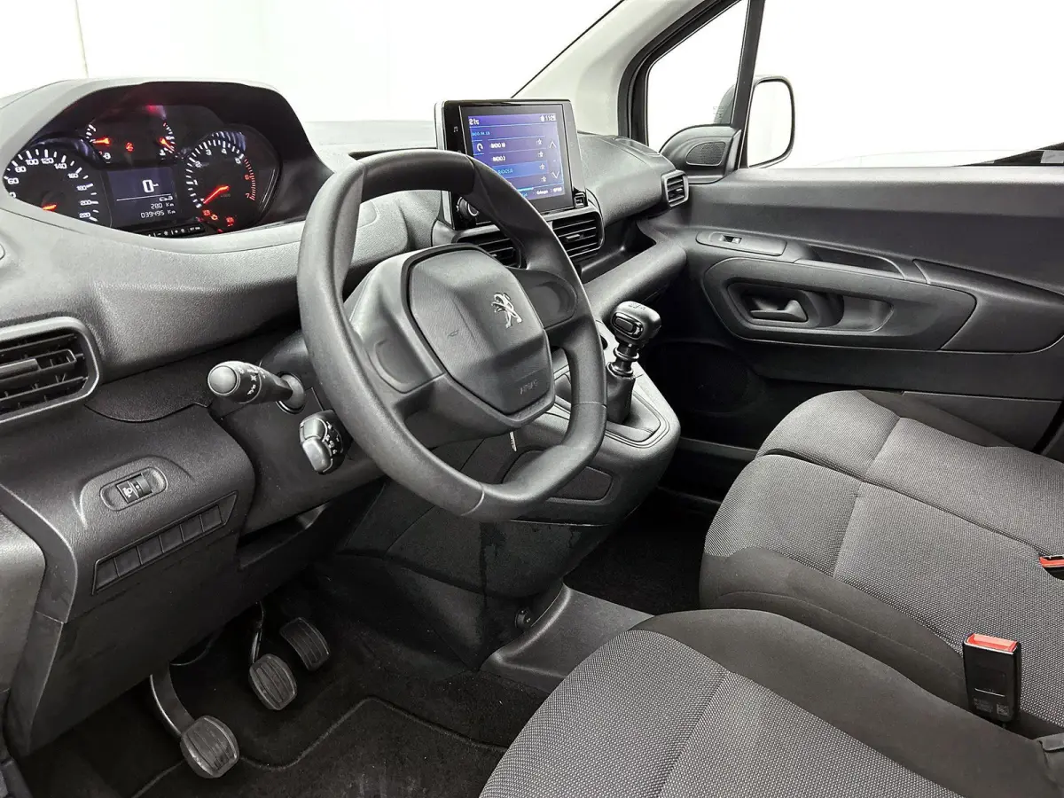 1.2 110pk S&S L1 Automaat | Apple Carplay/Android Auto | 3 Zitplaatsen | Airco | Cruise Control |