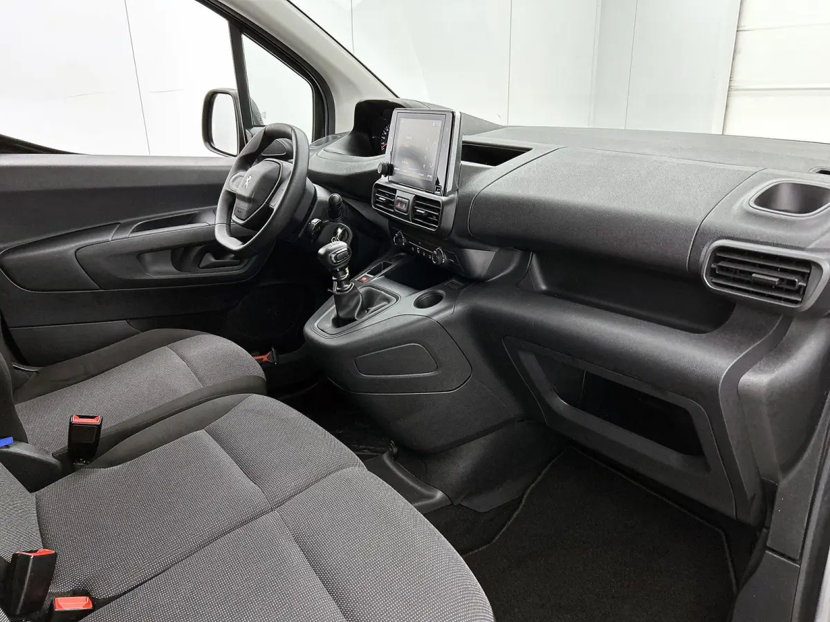 1.2 110pk S&S L1 Automaat | Apple Carplay/Android Auto | 3 Zitplaatsen | Airco | Cruise Control |