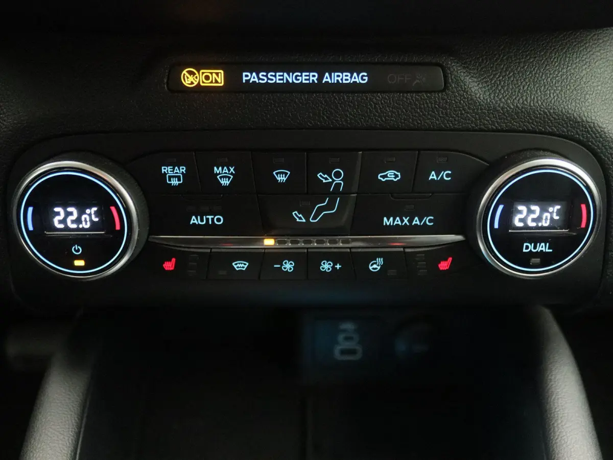 2.5 PHEV Vignale | Apple Carplay/Android Auto | Winterpakket | Lederen Bekleding | Achteruitrijcamera | Cruise Control |