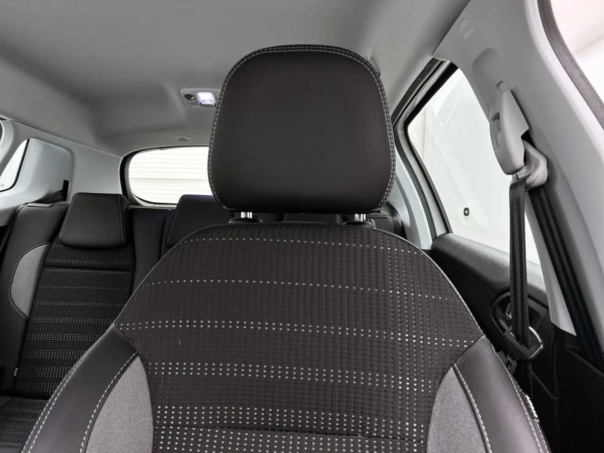 1.2 110pk Allure Automaat | 1ste Eigenaar | Navigatie | Apple Carplay/Android Auto | 16"LMV | Camera | Cruise Control | Climate Control |