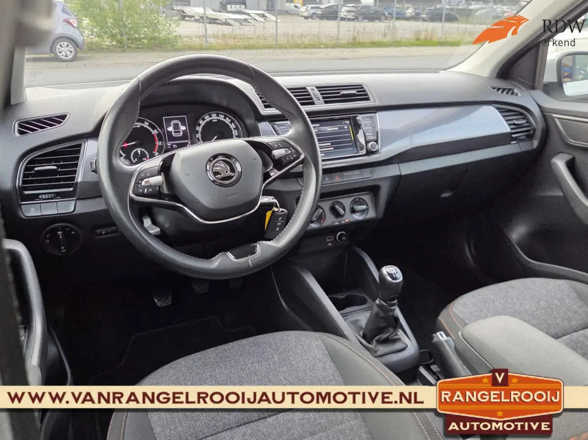 1.0 TSI Business Edition, trekh., cruise, pdc, 16" lmv