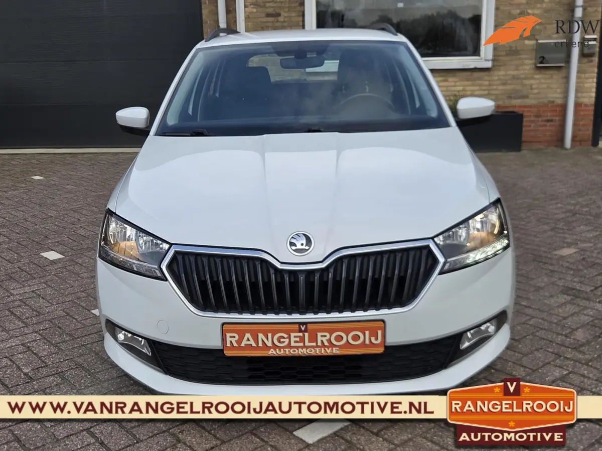 1.0 TSI Business Edition, trekh., cruise, pdc, 16" lmv